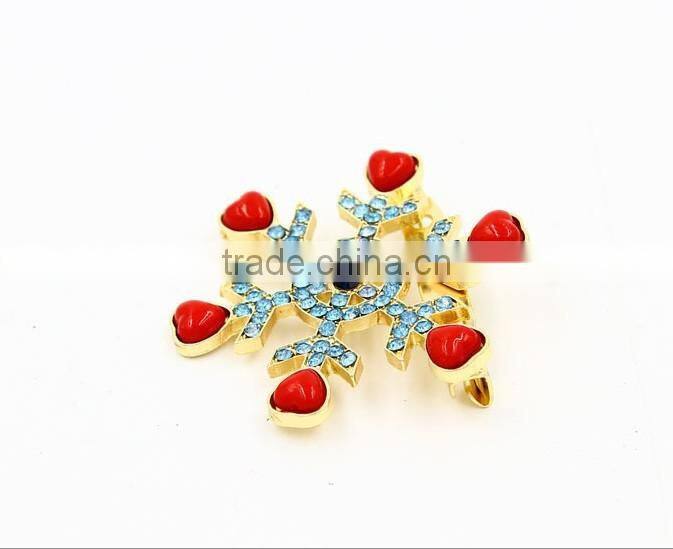 Merry Christmas breastpin for girls holiday gifts decorated christmas Brooches