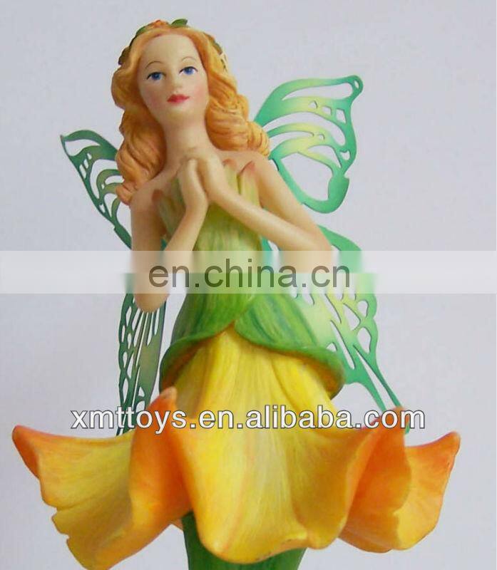 pretty tiger animal sculpture as gift and decoration