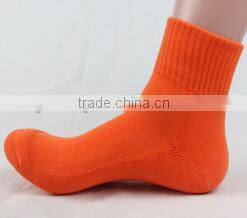 latest design new arrival hot selling custom sports team socks