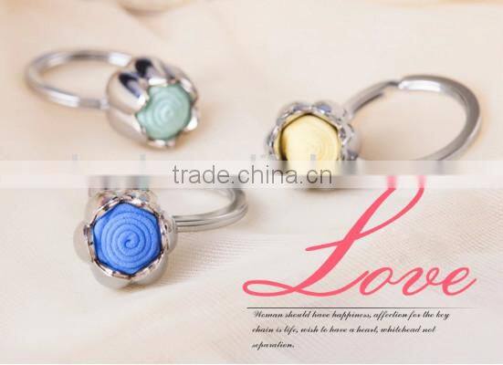 Hot Sales elegent key chains mental key chain perfume flowers custom keychain