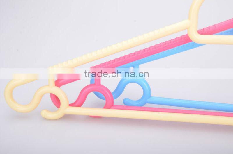 LEC-P5009 plastic clothes hanger machine