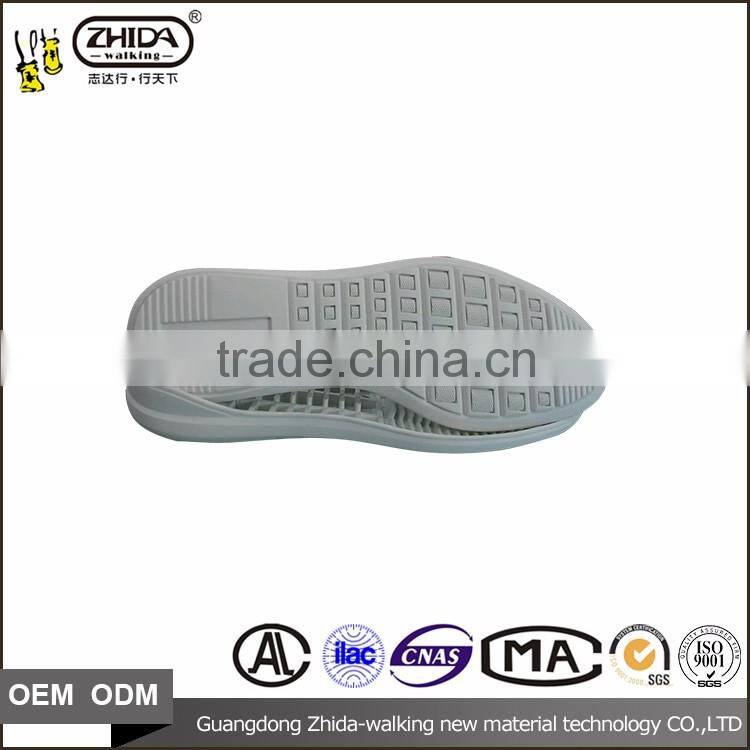 Wholesale men walking sneakers shoes soles for sale with size 38-43