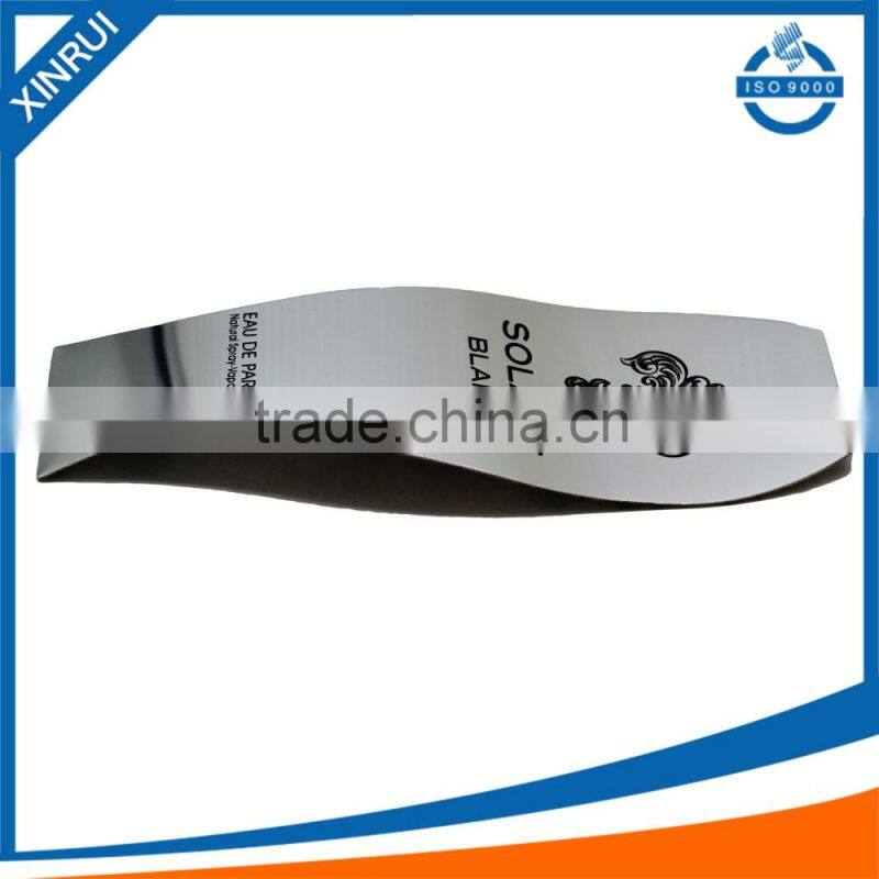 Promotional custom metal wine badge for AUS and Fr.