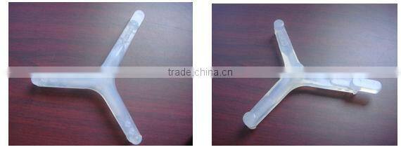 Star type sieve cleaner with plastc stud