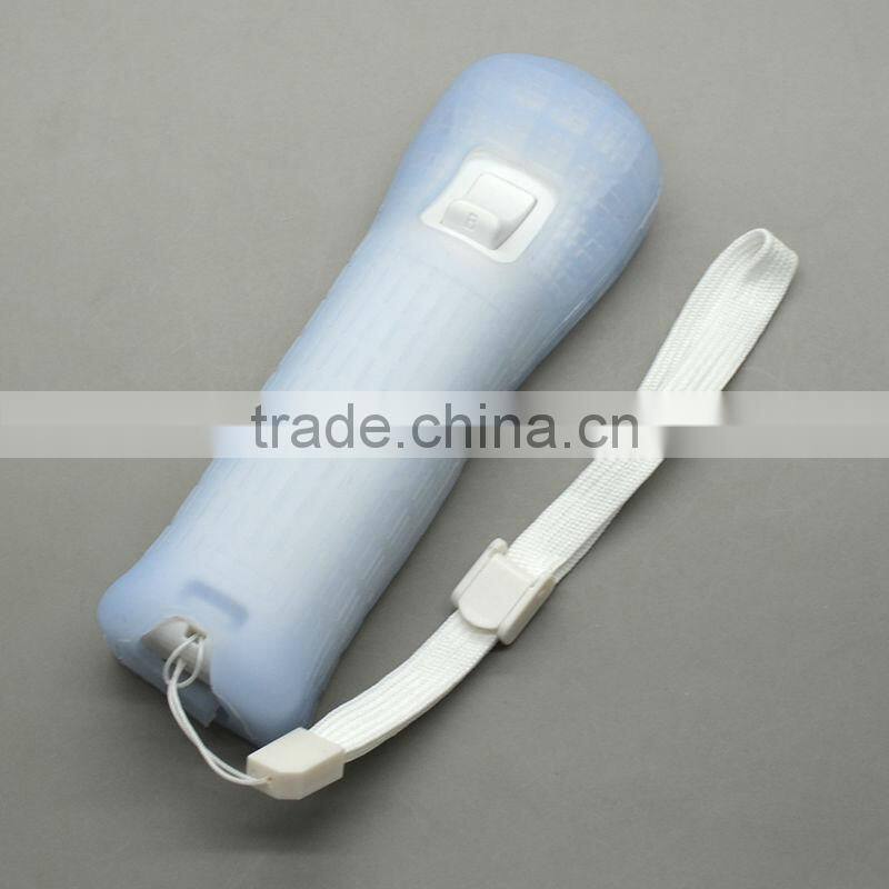 Remote + nunchuk controller for wii game controller