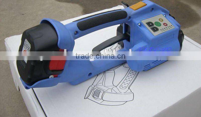 Battery powered automatic high tension plastic strapping tool