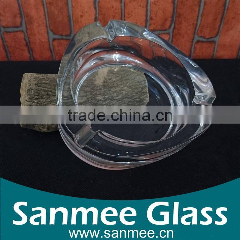 Clear Triangle Glass Custom Cigar Ashtray for Wholesale