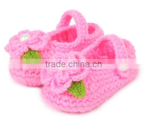 beautiful flower crochet shoes baby handkame knitting shoes