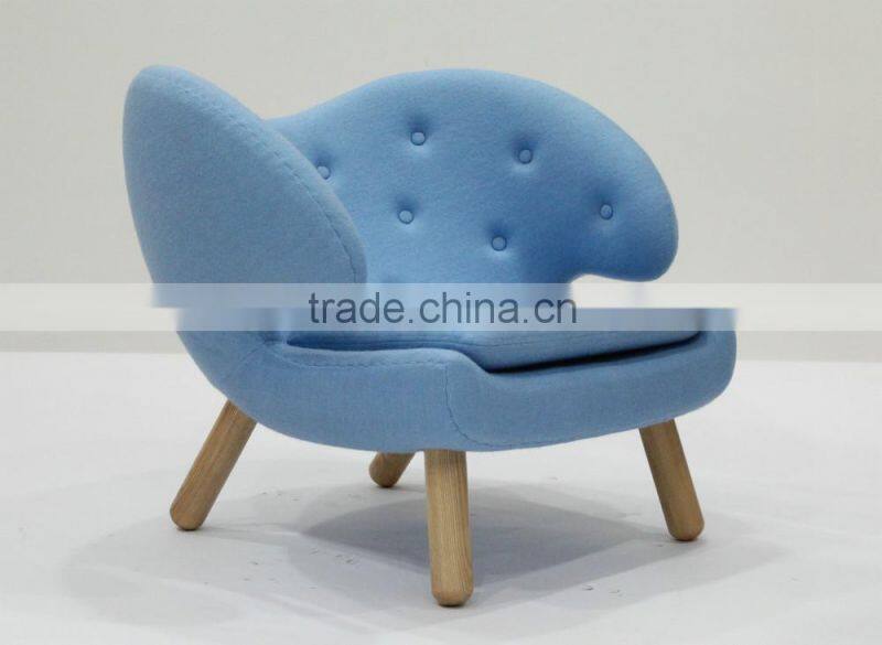 replica fiberglass material elegant grace cashmere Finn Juhl Pelican Chair with solid wood frame