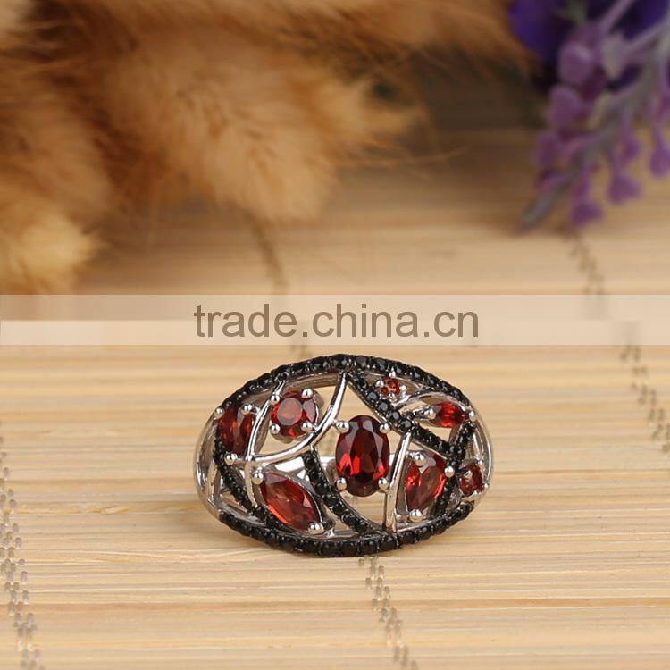 cheap price oval shape hand setting natural garnet black small stone 925 sterling silver ring