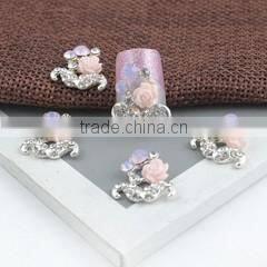 2016 Hotsale Loose Gold Silver Triangle Heart Star Metal Nail Art Rivet And Studs For Nails