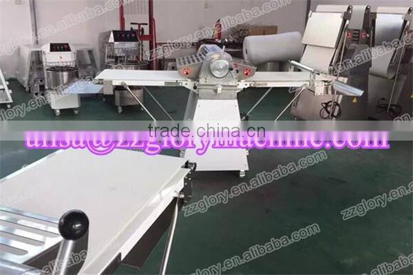 High Efficiency Bakery Croissant Dough Sheeter/ Puff Roller Croissant Cutter