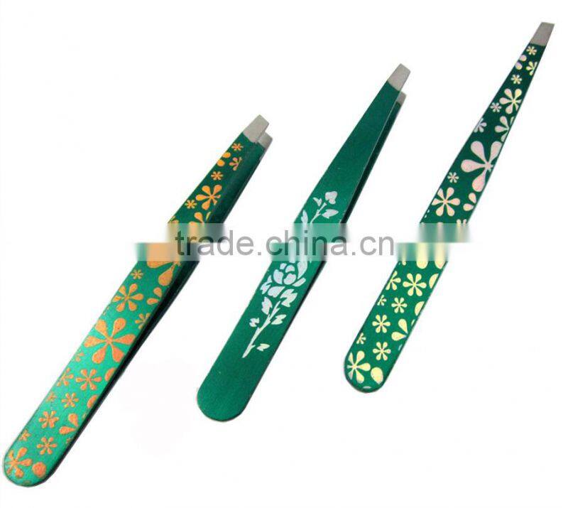 Flower Pattern Slanted Eyebrow Tweezer