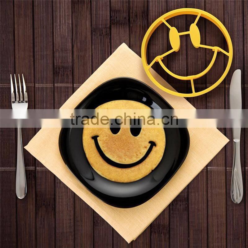 Circle silicone mold smile face pancake pan creative shaped egg rings omelette mold