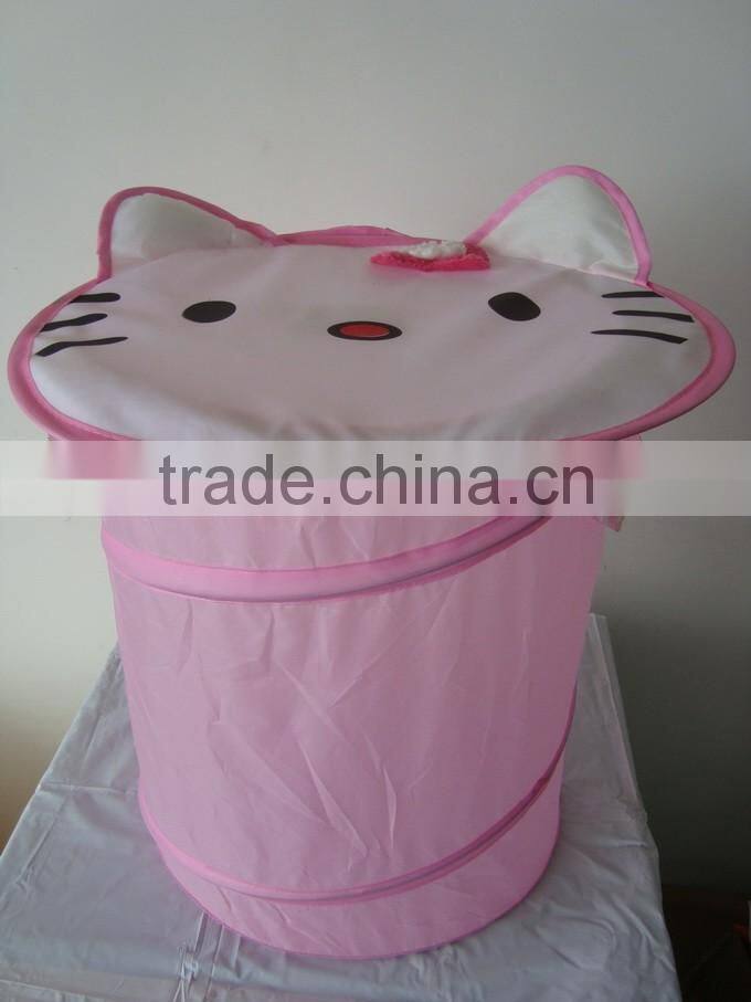 Easy laundry hamper