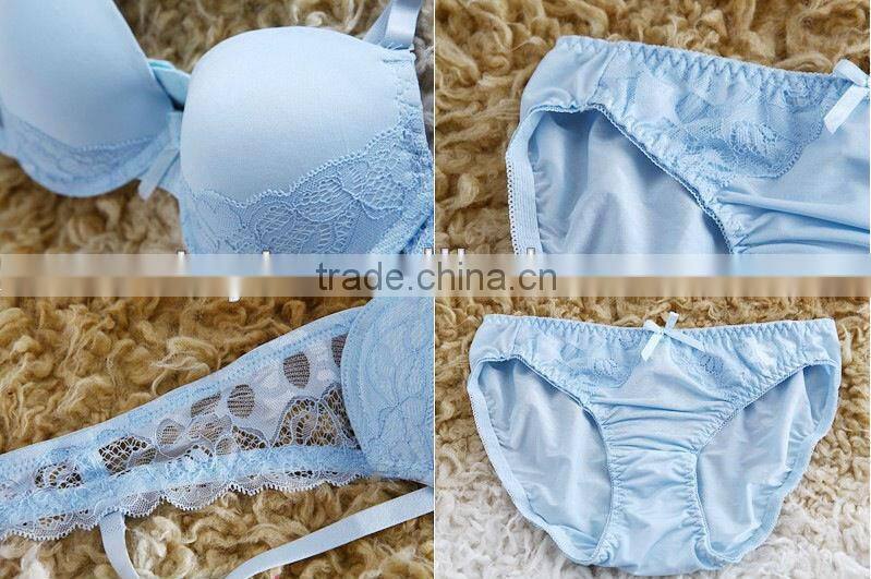 Beautiful and comfortable lady under wear set