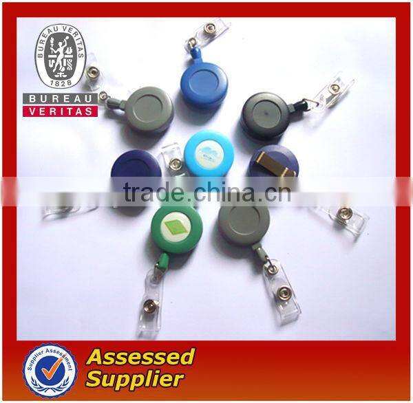 retractable ID badge reel holder with alligator clip