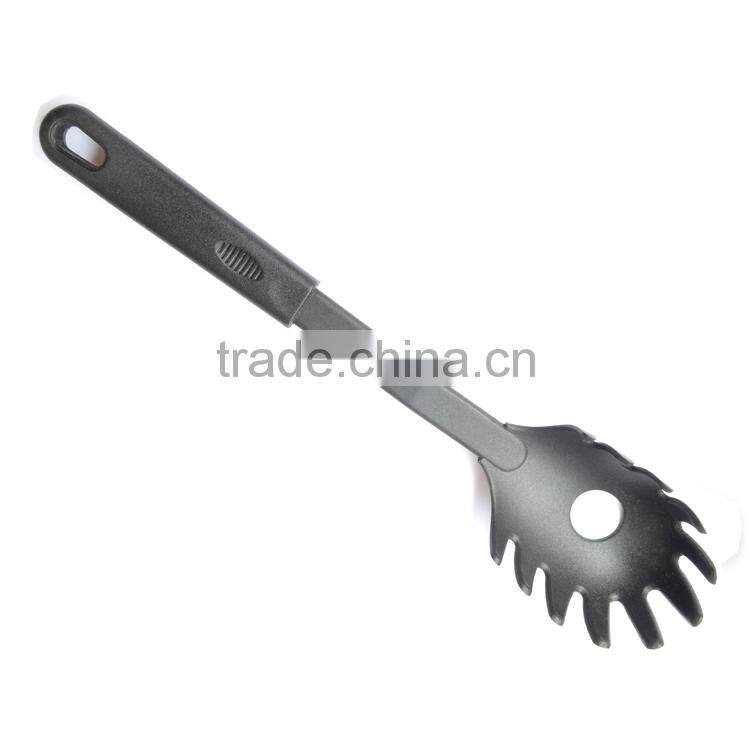 nice handle feeling soup spoon with food grade nylon