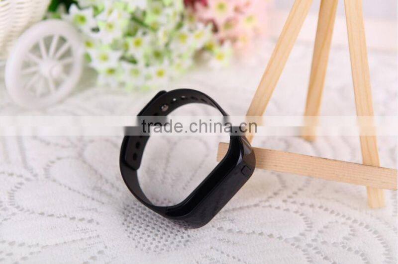 Best Sport smart watch rubber watchband bluetooth 4.0 smart wristband