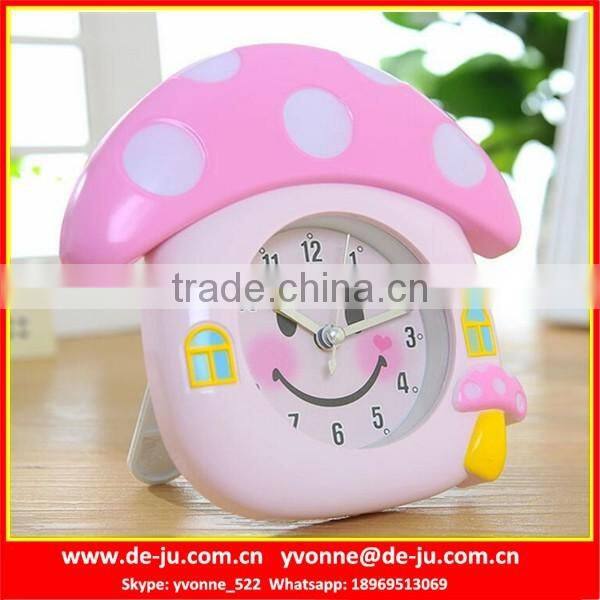 Home Round Plastic Kitchen Clock