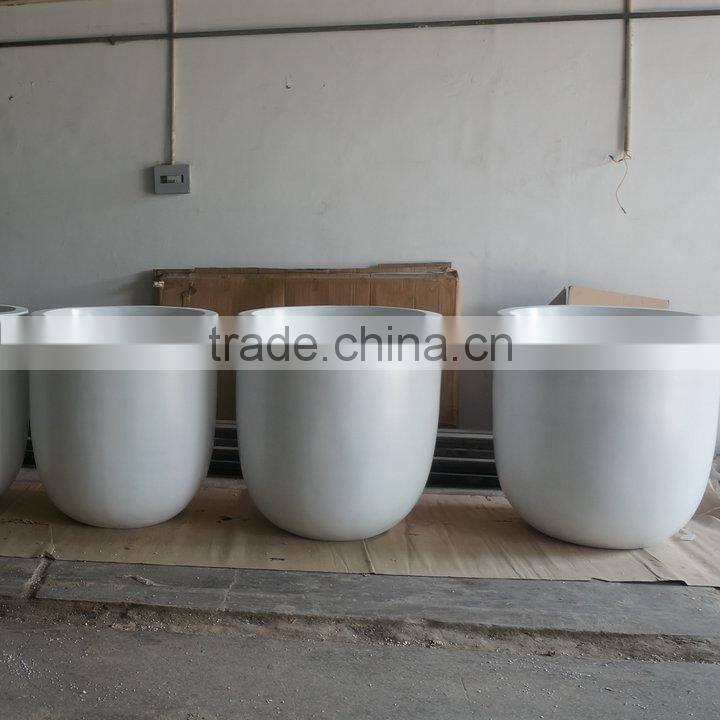 Round modern fiberglass flower pot