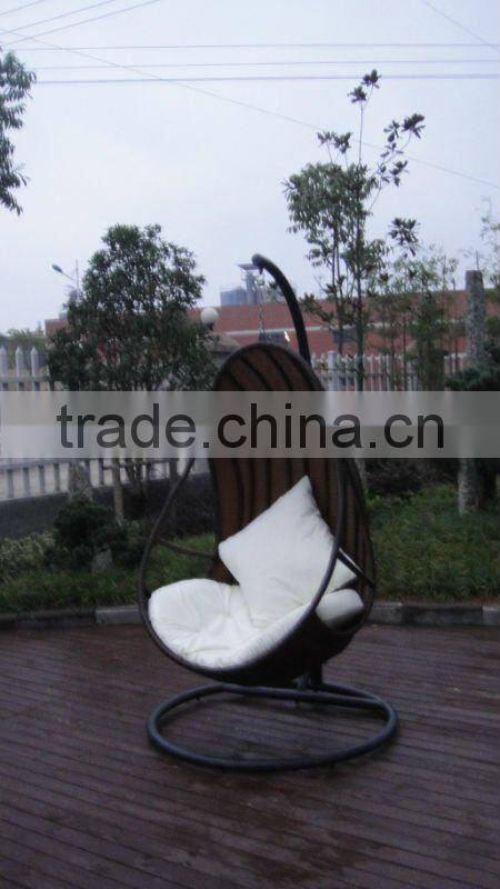 Garden rattan egg chair