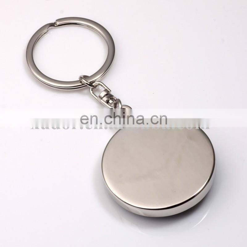 Laser Engraved Custom Car Logo Metal Steering Wheel Key Chain with table