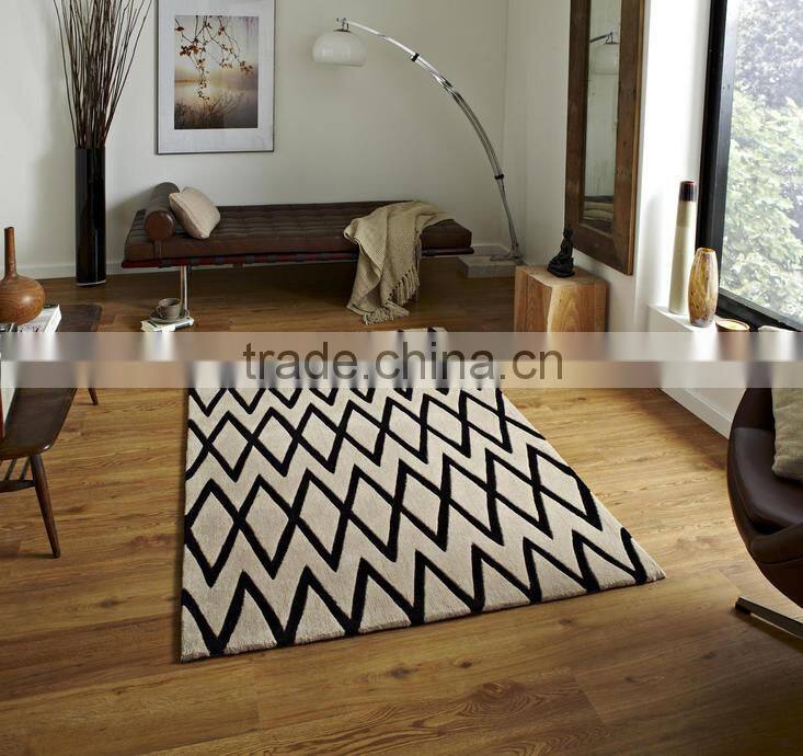 Beige/black understated design and colours super soft home decor rug for living room