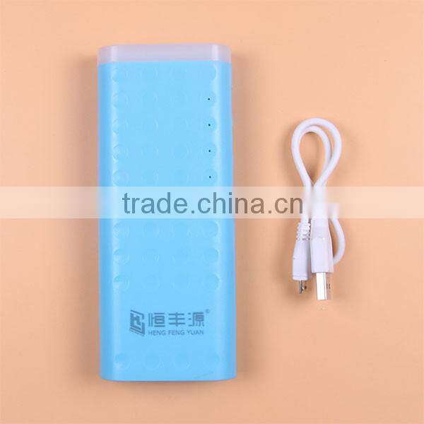 Factory Wholesale 15000mAh 3 USB Power Bank with Big Torch Light