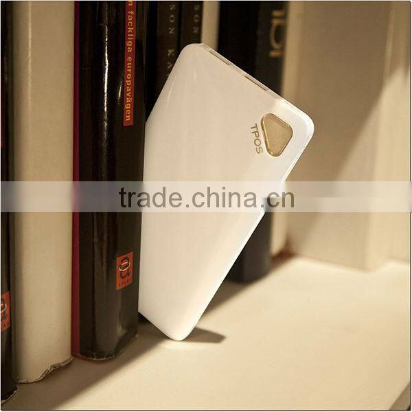 waterproof extra slim external battery charger Wholesale powerbank OEM portable rechargeable battery for all kinds of smartphone