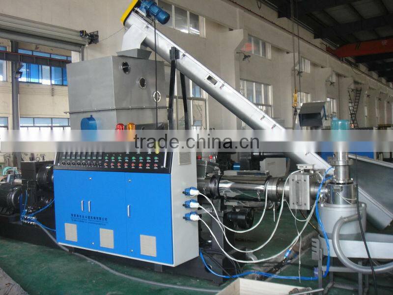 Side force feeder plastic pelletizing machine /plastic granulating machine