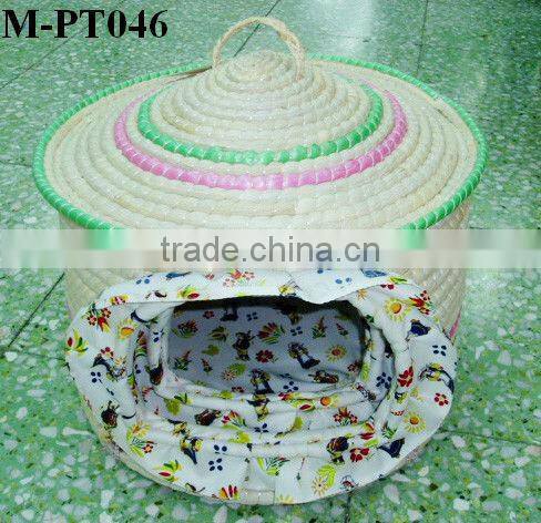 wicker pet sofa bed with white lint