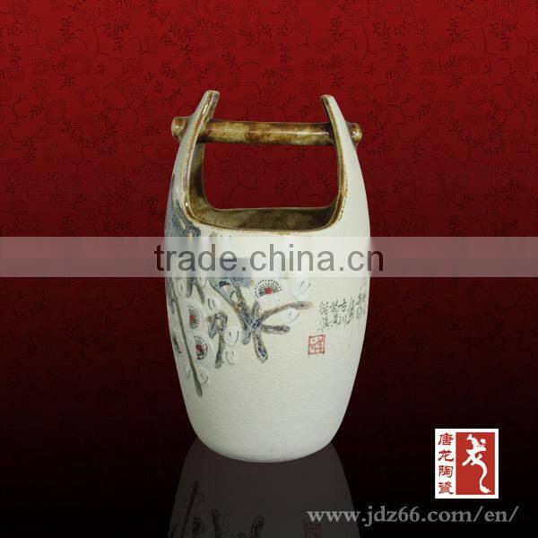 Handmade painted flower basket craft made in Jingdezhen