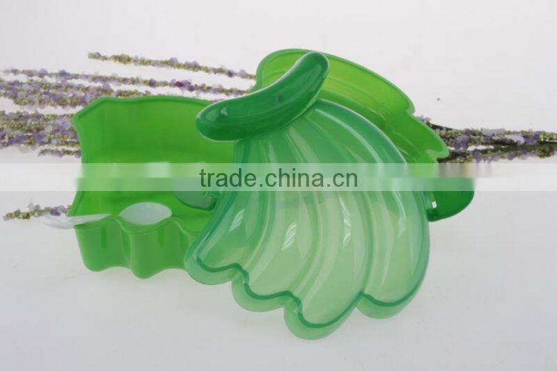 2016 Lovely Banana Shaped Plastic Lunch Box For Kids