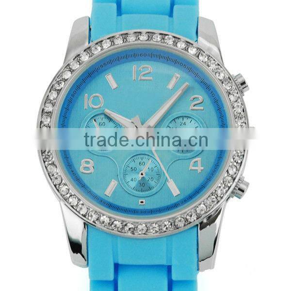 shinny naughty diamond shape crystal watch