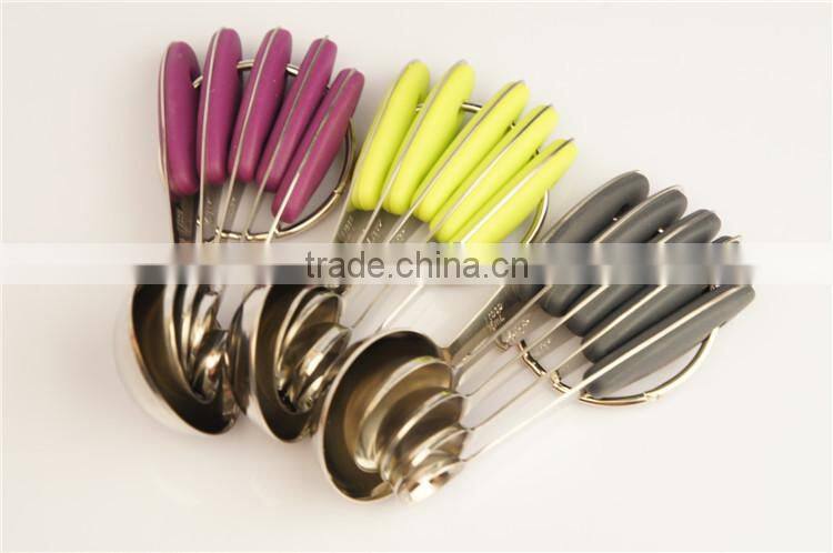 Silicon handle measuring spoon and cups