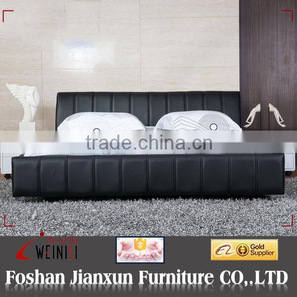 F6306 tufted leather bed