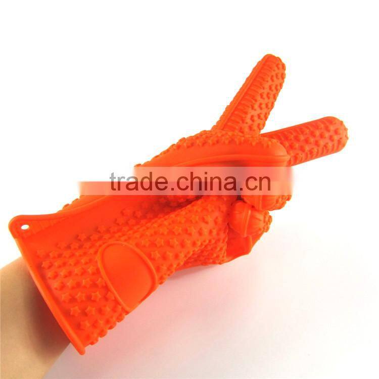 Colorful silicone rubber heat-resistant glove with skid resistance