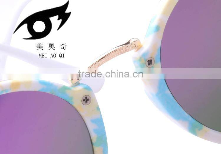 New product fashionable girls sun glasses wholesale from factory