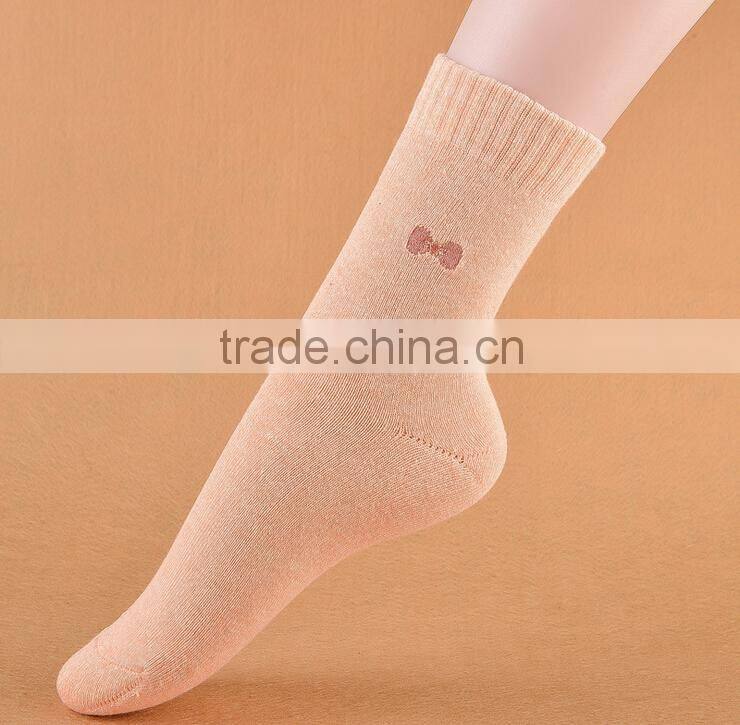 Embroidery bow socks warm thick Terry cotton thick line knitting socks china socks factory
