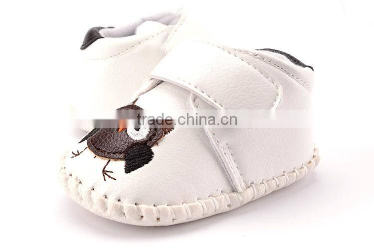 2016 new arrival baby shoes animal embroidered leather baby sport shoes
