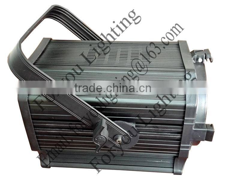 3-Year Warranty Wholesale Price Pro Stage Electronical Zoom 150W RGB 3IN1 COB Theater Light