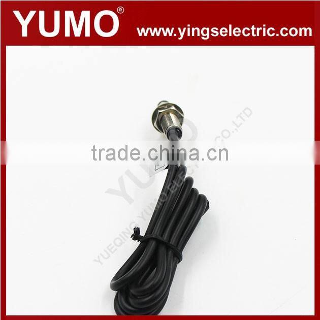 Inductive proximity switch LM8-3004NB sensing range 4mm non-flush NPN 6-36VDC