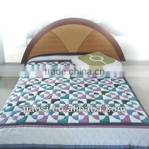 quilted embroidery patchwork quilt with sham