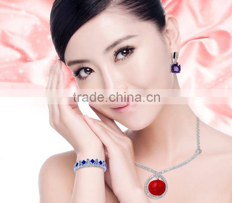 Hot selling women fashion light weight gold jewellery earring