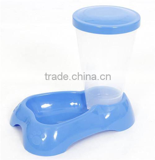 Seat-style drinker pet food bowl