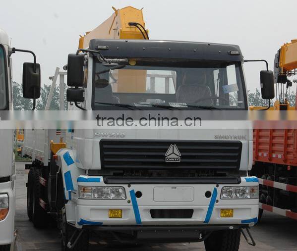 lower price used XCMG 8ton telescopic boom truck mounted crane for sale