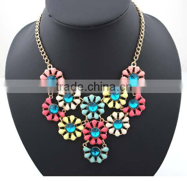 Resin Multicolor Flower Vintage Choker Pendant Statement Necklace Women Necklaces & Pendants Fashion Necklaces for Women 2014
