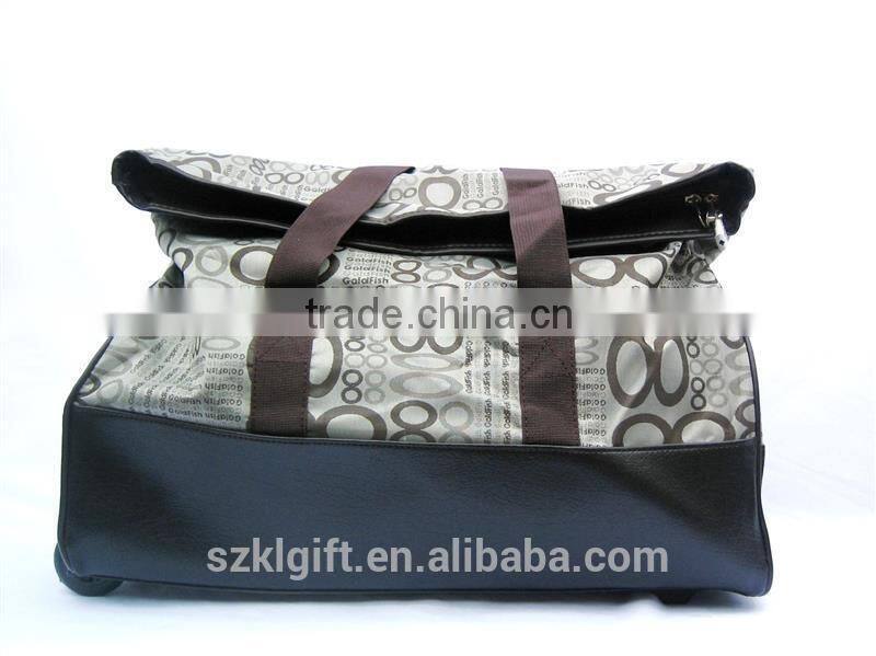 Plastic shoulder bag on wheels made in China