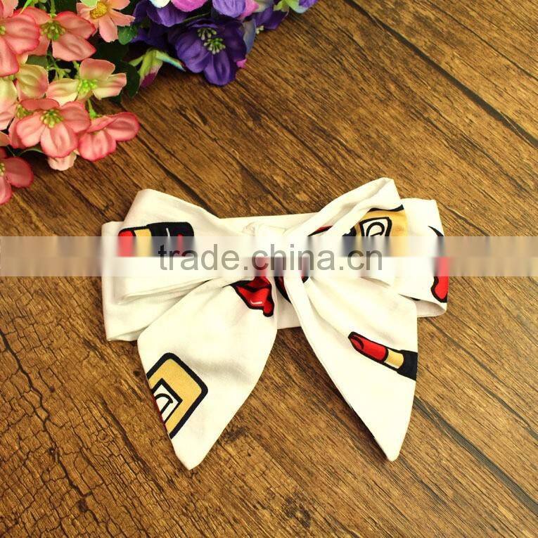 Wholesale Newborn infant baby clothes girl romper plain custom print navy dark blue onesie pom poms lipstick bubble rompers